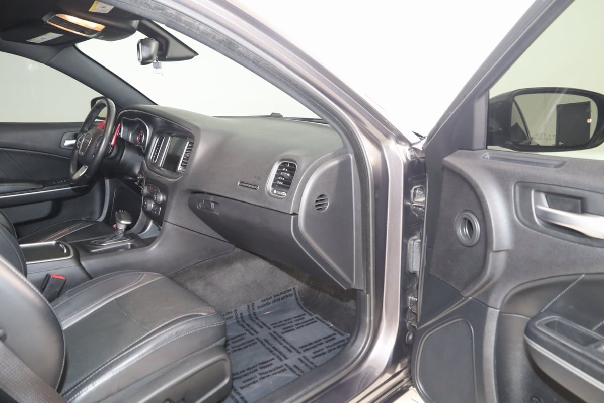2015 Dodge Charger R/T Plus photo 50