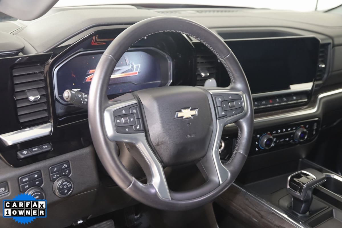 2022 Chevrolet Silverado 1500 LTZ photo 7