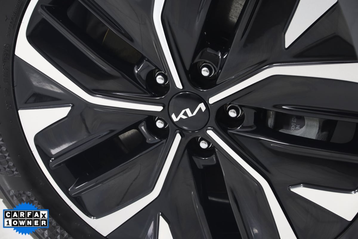 2023 Kia EV6 Wind photo 14