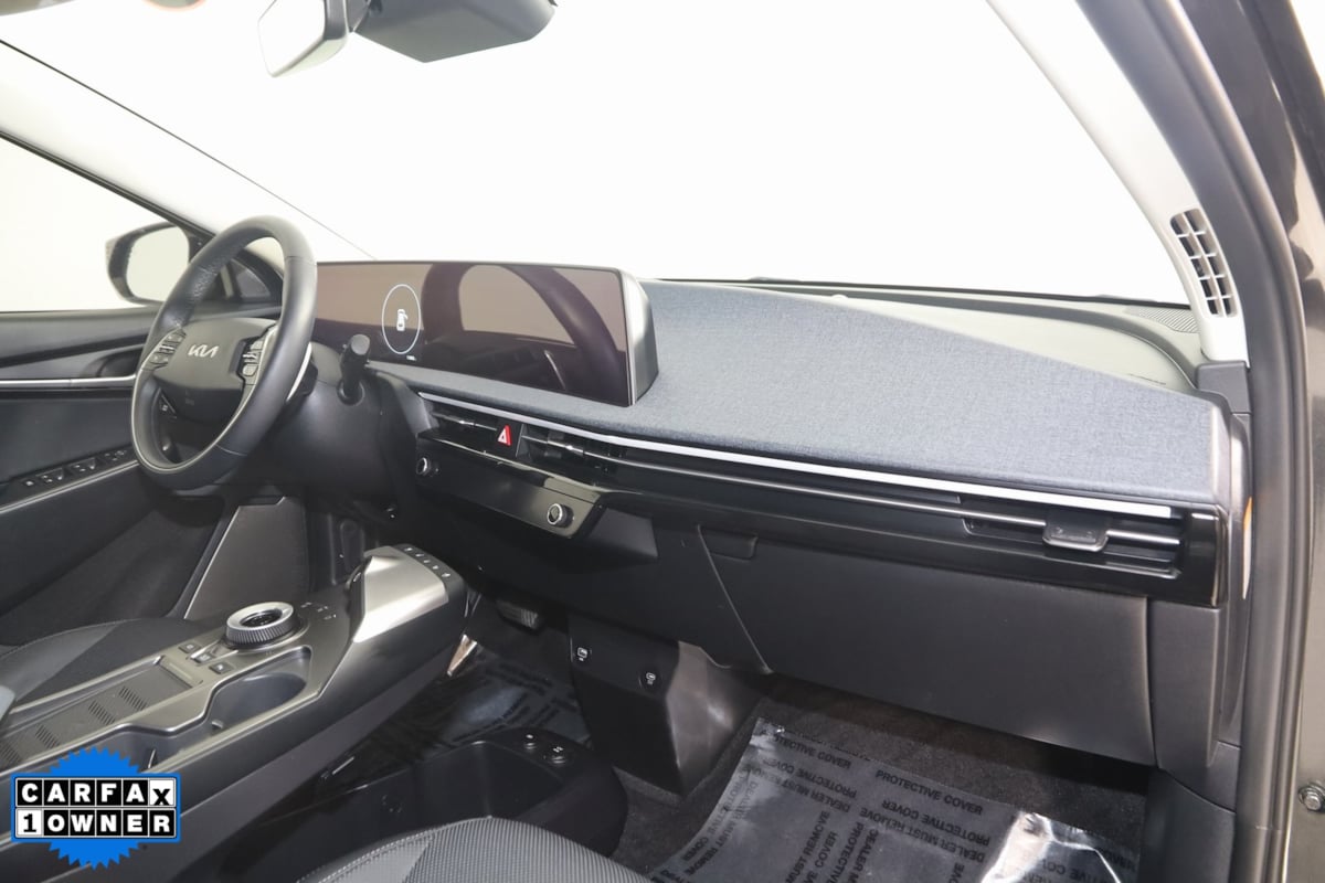 2023 Kia EV6 Wind photo 47