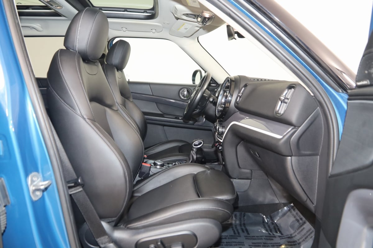 2017 Mini Countryman S ALL4 photo 11