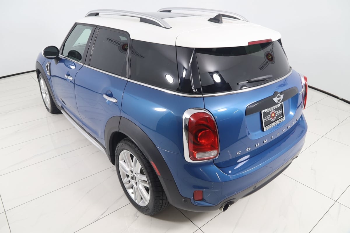 2017 Mini Countryman S ALL4 photo 22