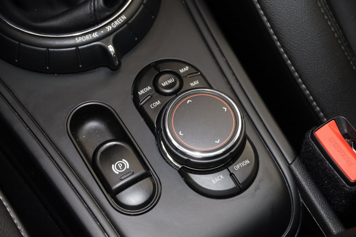 2017 Mini Countryman S ALL4 photo 24