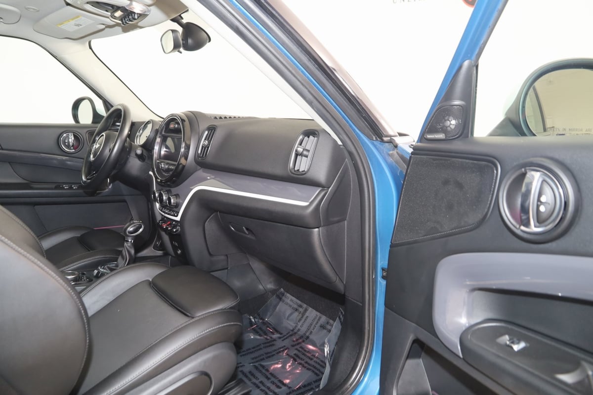2017 Mini Countryman S ALL4 photo 43