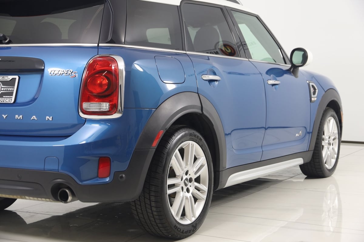 2017 Mini Countryman S ALL4 photo 45