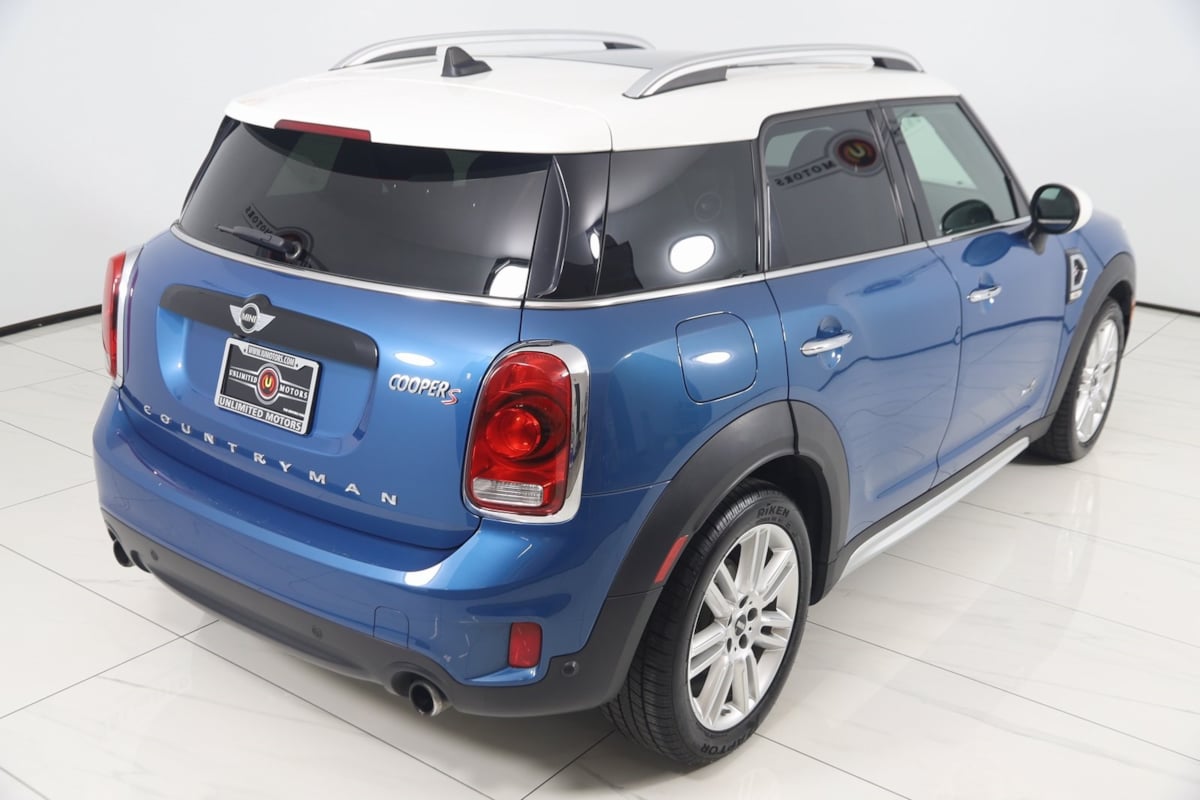 2017 Mini Countryman S ALL4 photo 46