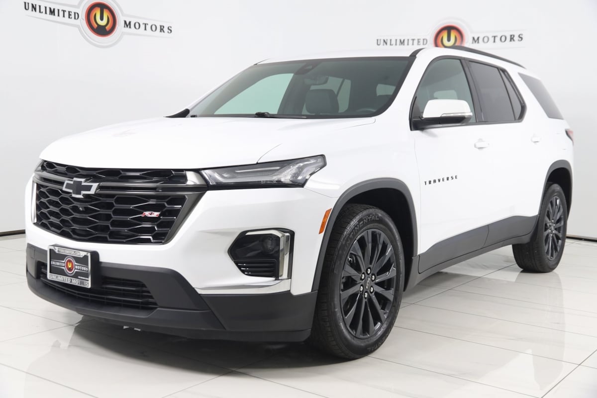 2023 Chevrolet Traverse RS photo 3