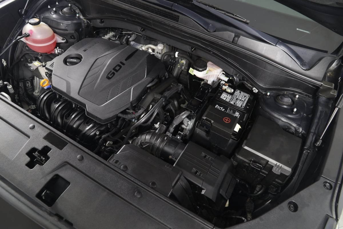 2021 Hyundai Santa Fe SEL Convenience Premium photo 4