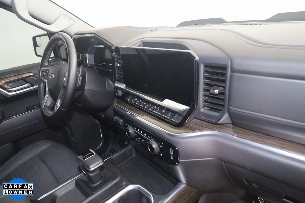 2024 Chevrolet Silverado 1500 LT Trail Boss - Photo 39