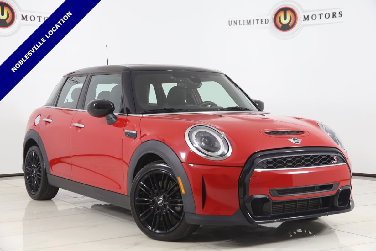 2023 MINI Hardtop Cooper S's photo