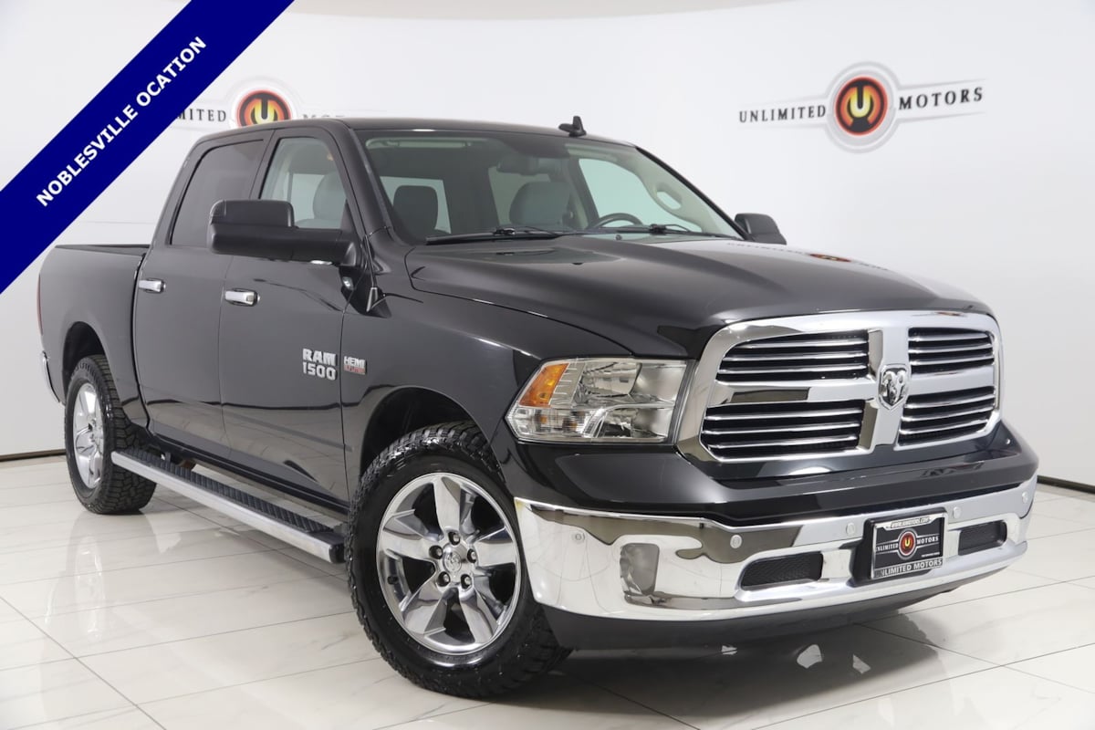 2018 RAM 1500 Big Horn 4x4 Crew Cab 5'7's photo
