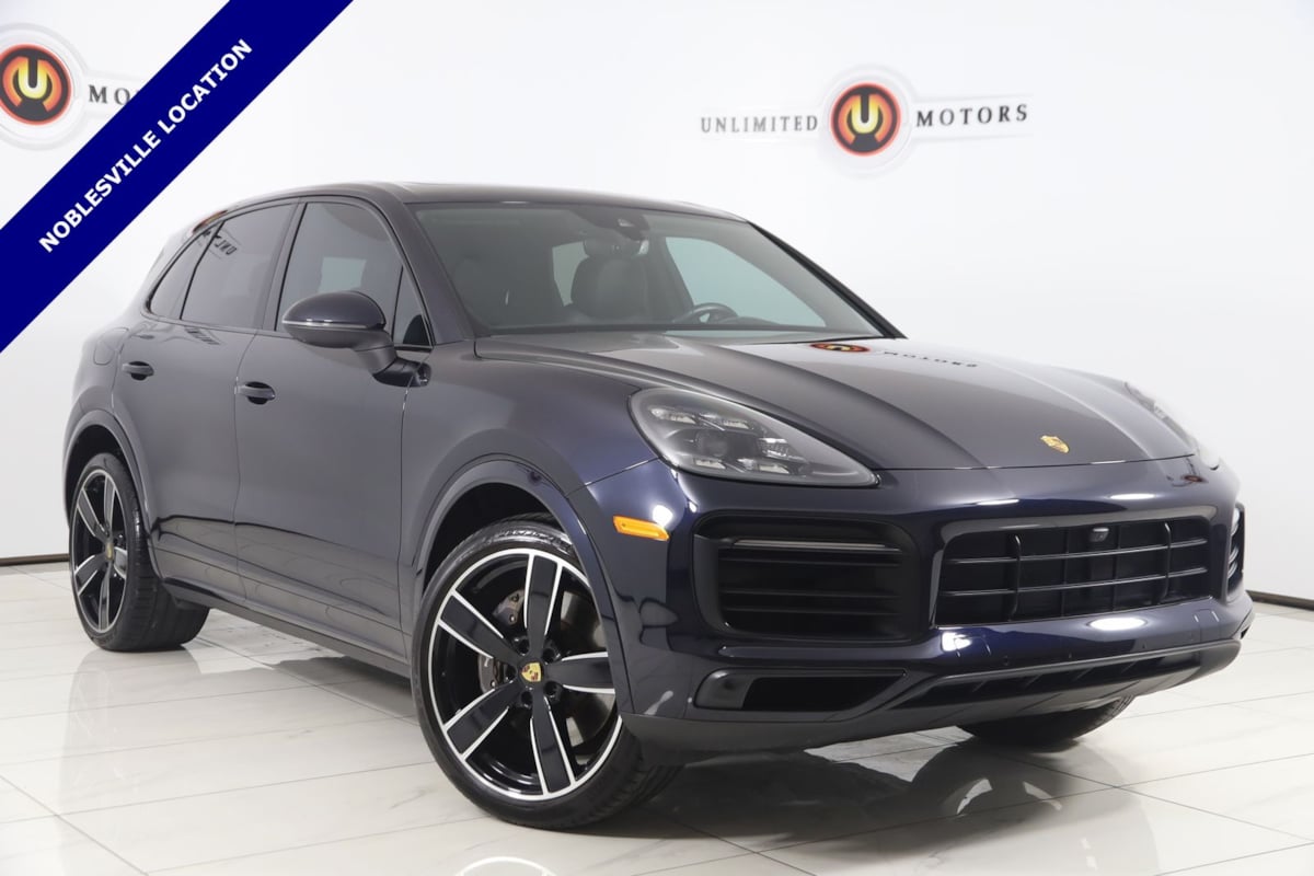 2022 Porsche Cayenne Platinum Edition's photo