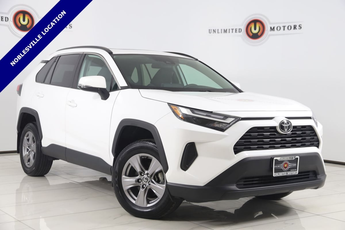 2024 Toyota RAV4 XLE AWD's photo