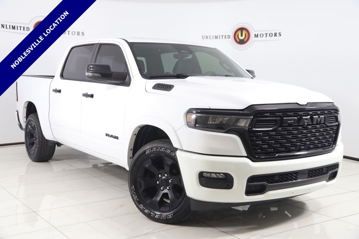 2025 RAM 1500 Big Horn/Lone Star 4x4 Crew Cab 5'7's photo