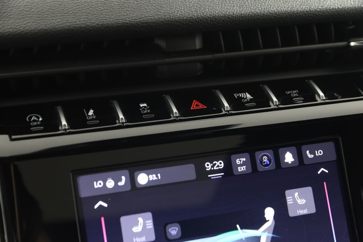 2024 Jeep Grand Cherokee Altitude - Photo 30