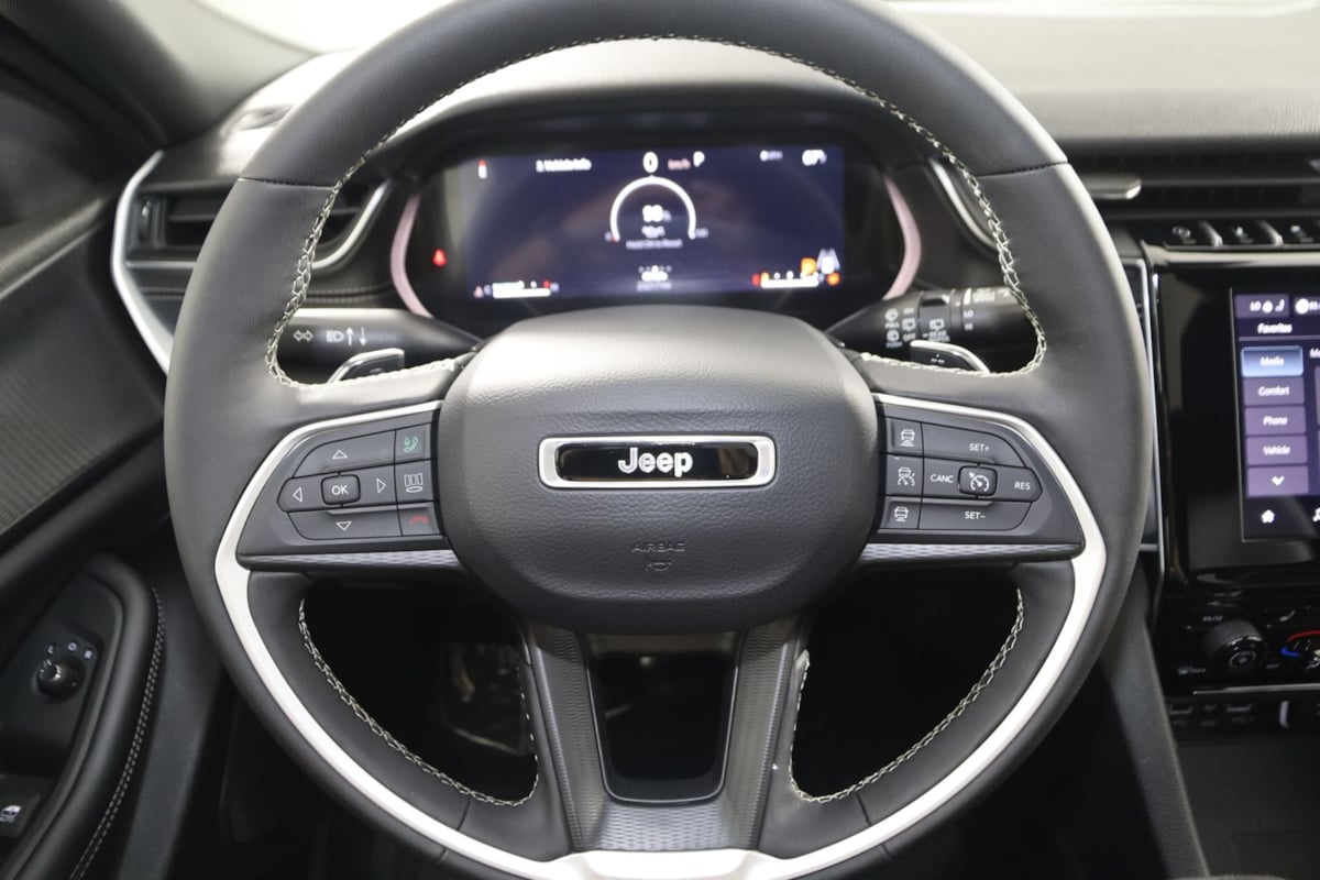 2024 Jeep Grand Cherokee Altitude - Photo 35