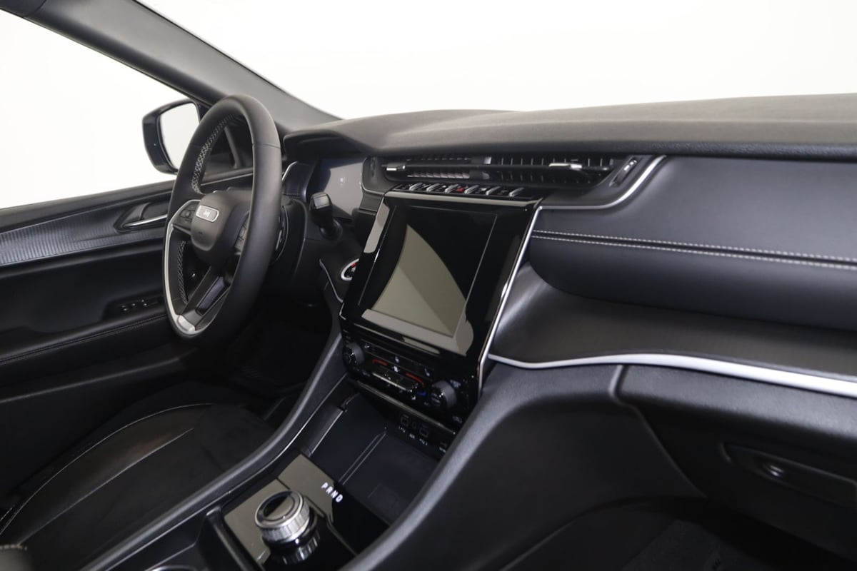 2024 Jeep Grand Cherokee Altitude - Photo 40