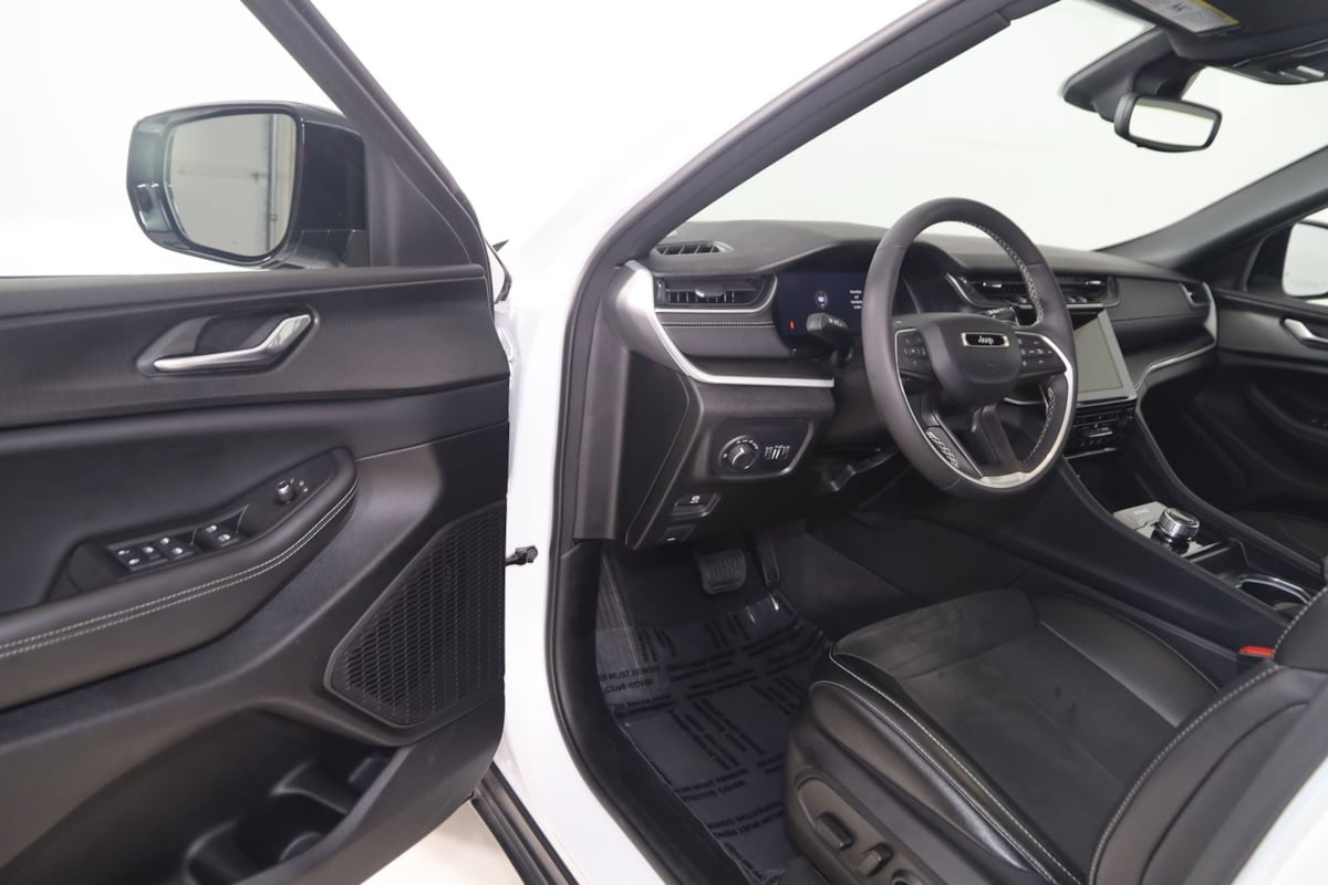 2024 Jeep Grand Cherokee Altitude - Photo 47