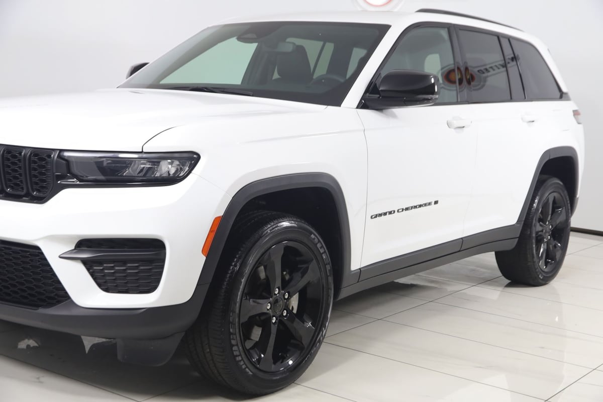 2024 Jeep Grand Cherokee Altitude - Photo 50