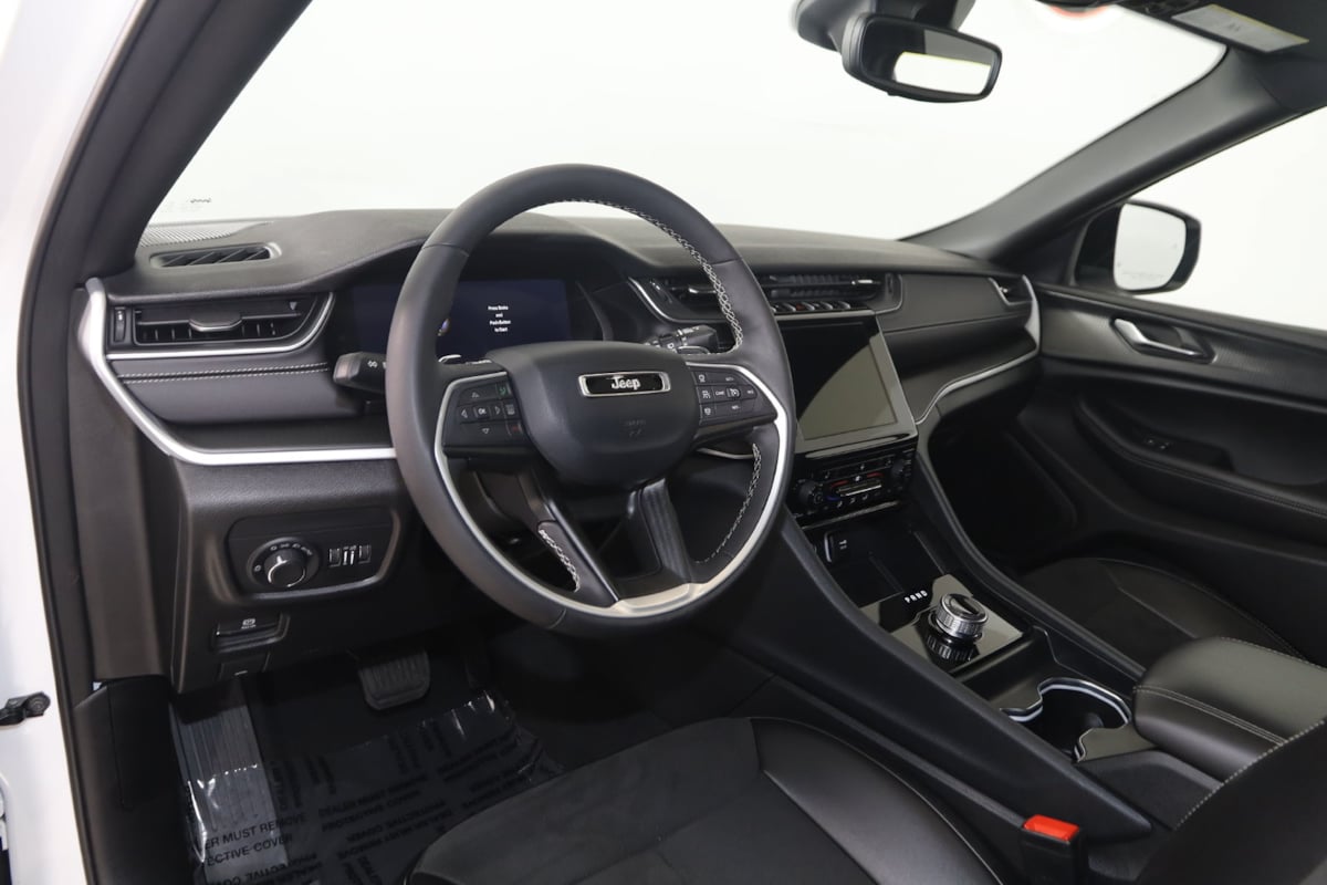 2024 Jeep Grand Cherokee Altitude - Photo 24