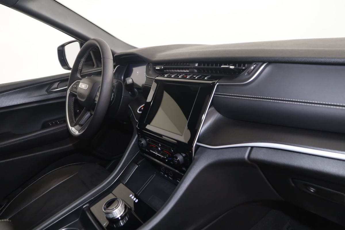 2024 Jeep Grand Cherokee Altitude - Photo 40