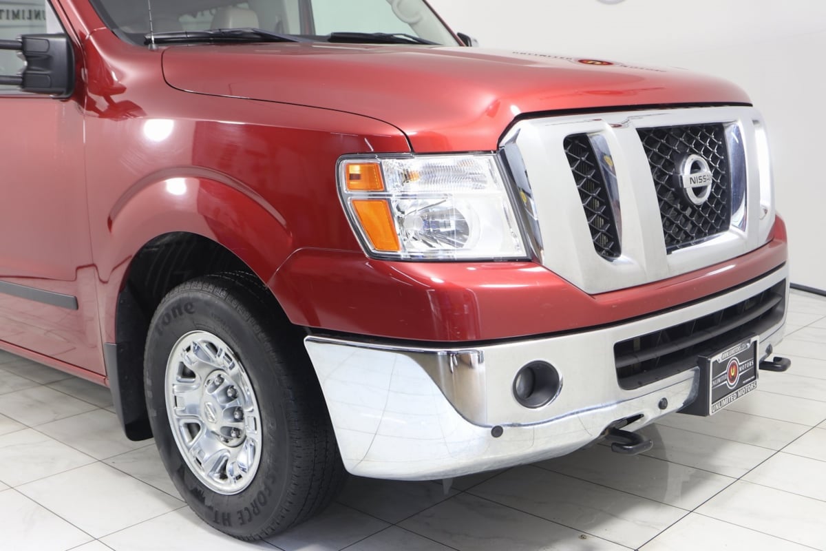 Sold 2019 Nissan NV Passenger NV3500 HD SL in Elwood