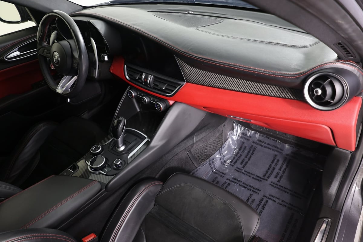 Sold 2018 Alfa Romeo Giulia Quadrifoglio in Elwood