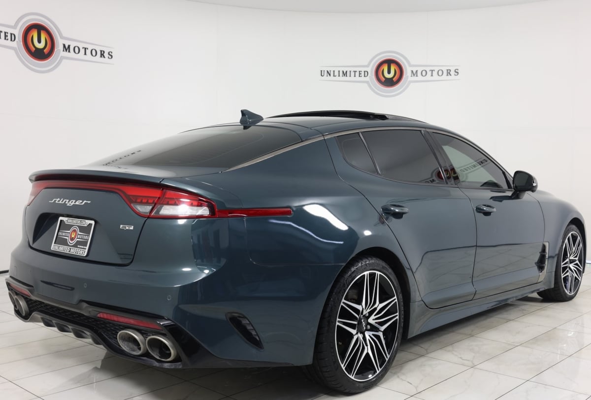 2023 Kia Stinger GT2 photo 3