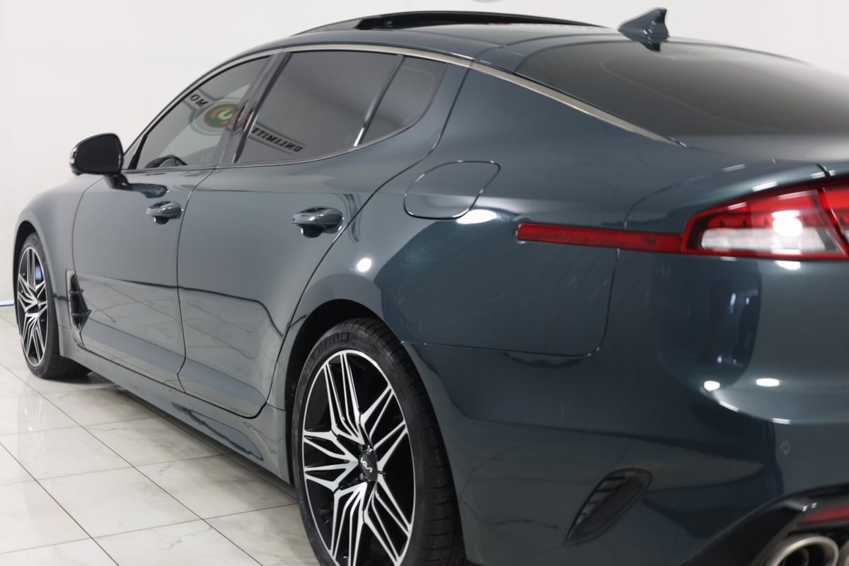2023 Kia Stinger GT2 photo 39