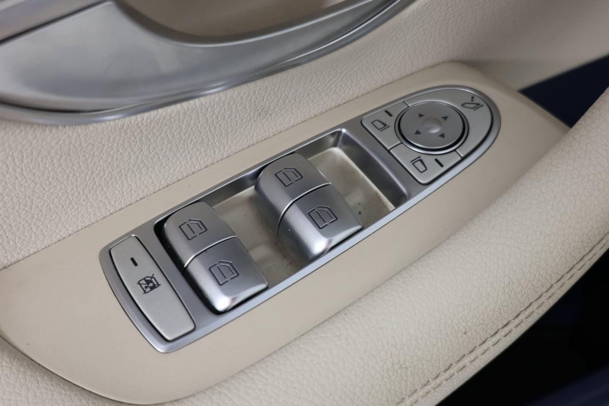 2022 Mercedes Benz E 450 4MATIC Cabriolet photo 16