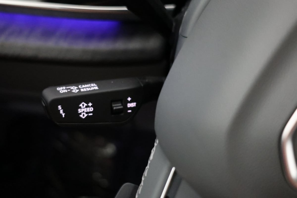 2023 Audi Q8 Prestige photo 22
