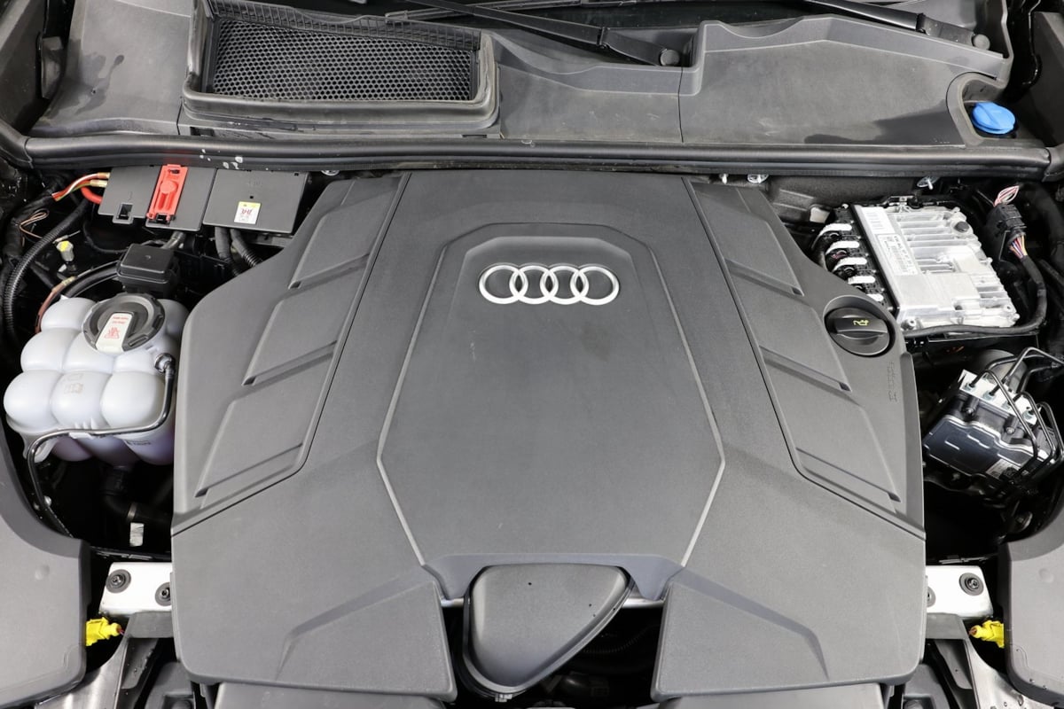 2023 Audi Q8 Prestige photo 29