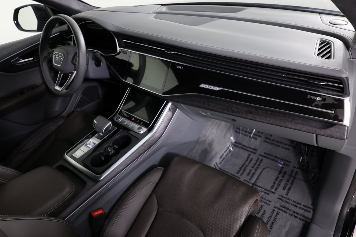 2023 Audi Q8 Prestige photo 34