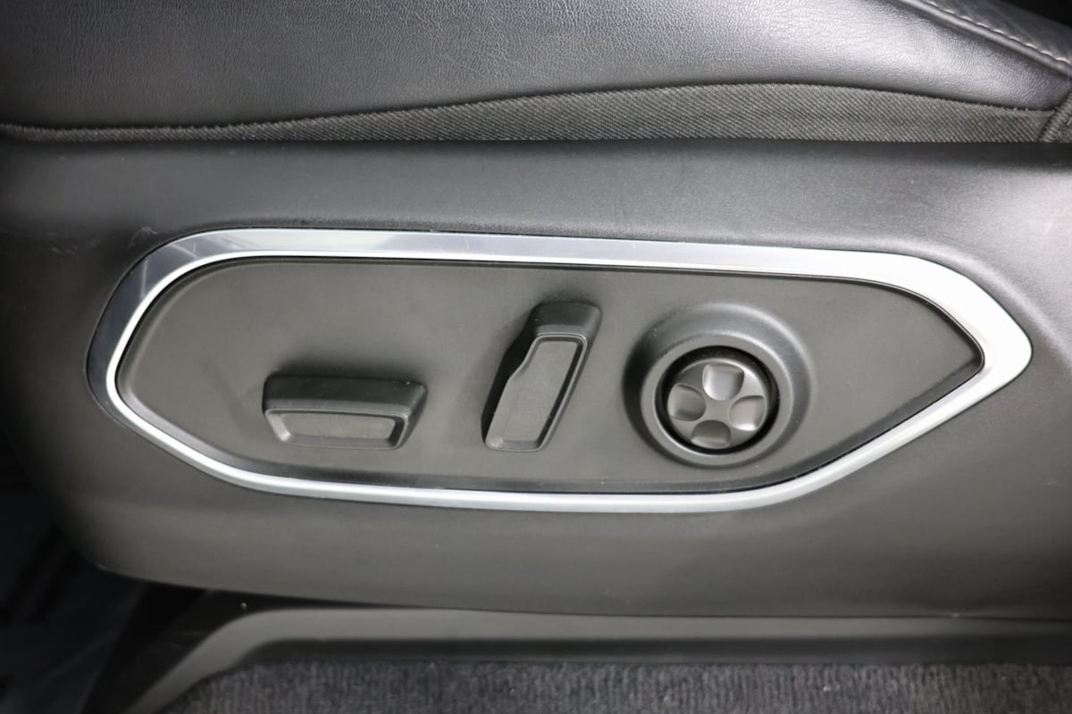 2023 Jeep Wagoneer Series II Carbide photo 23