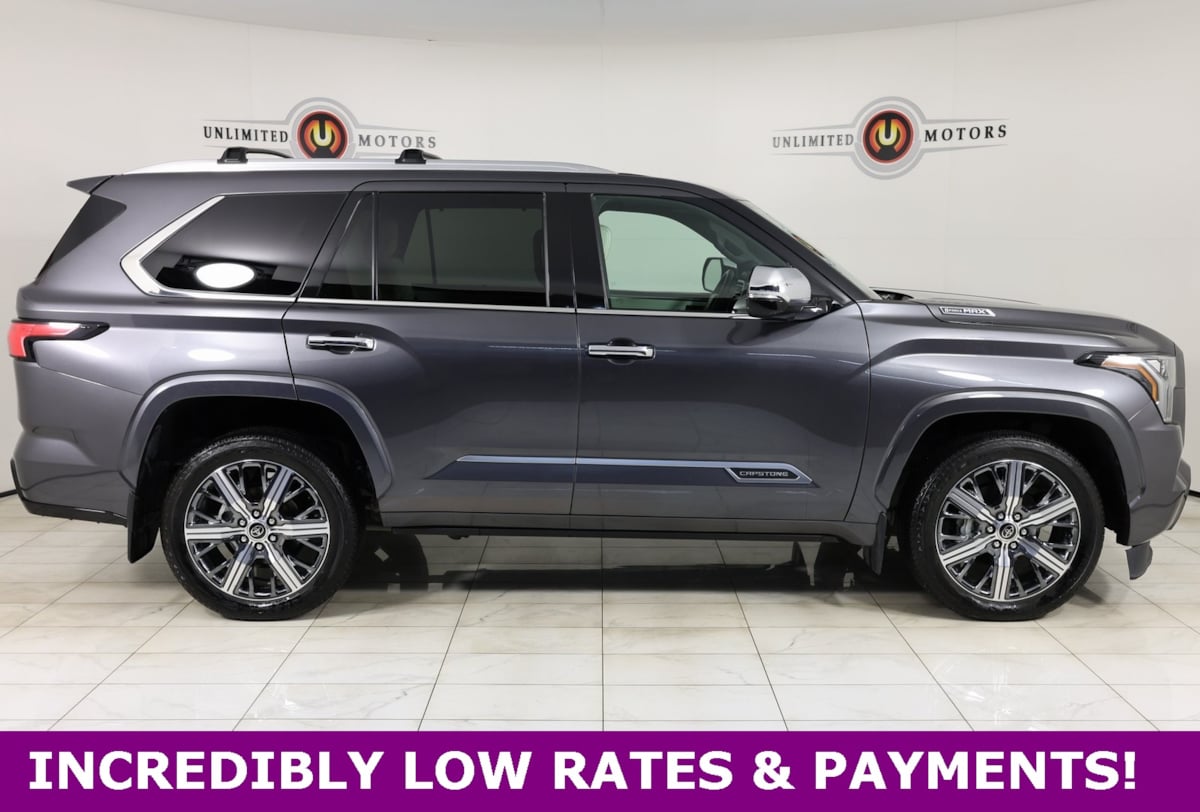 2023 Toyota Sequoia Platinum Capstone photo 2