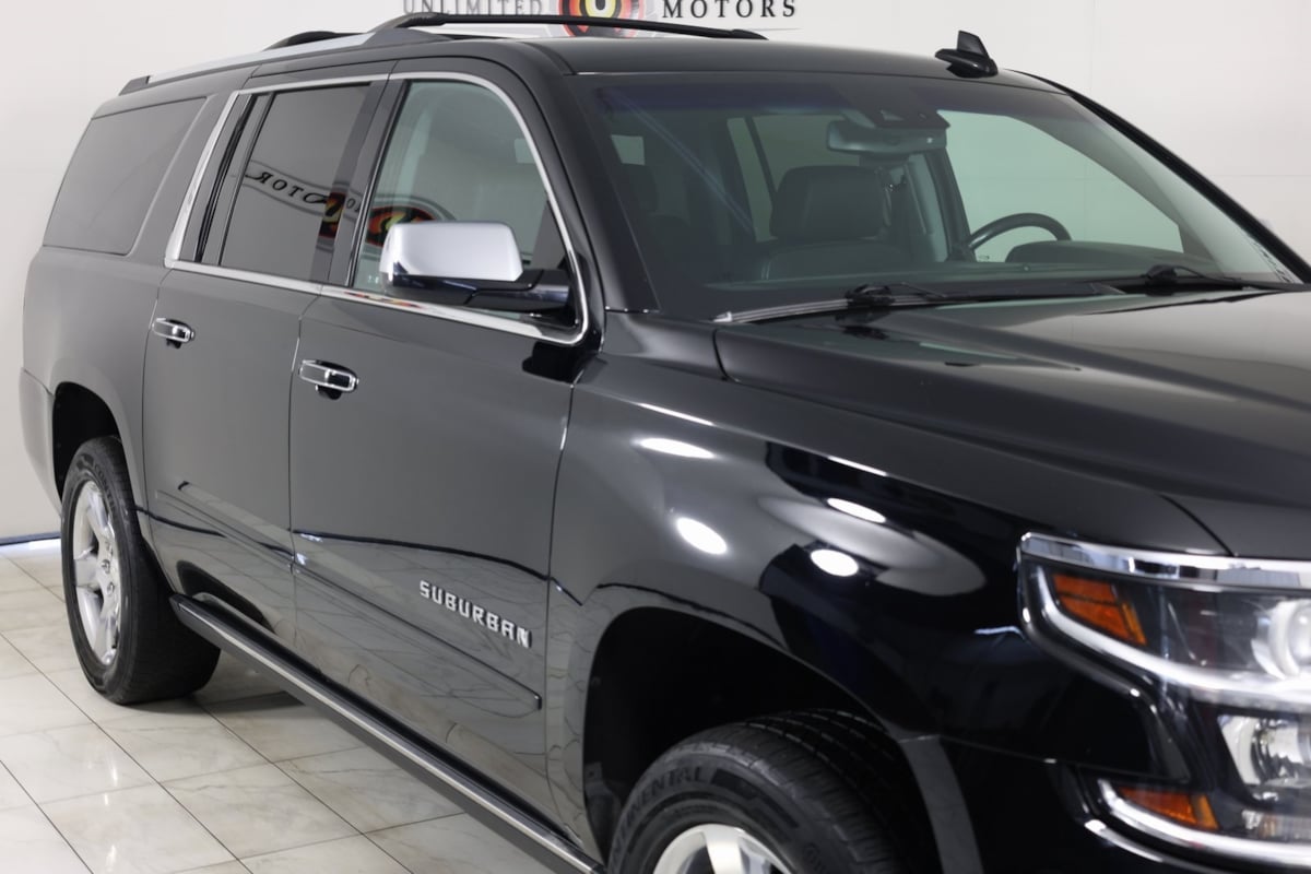 2019 Chevrolet Suburban Premier photo 34