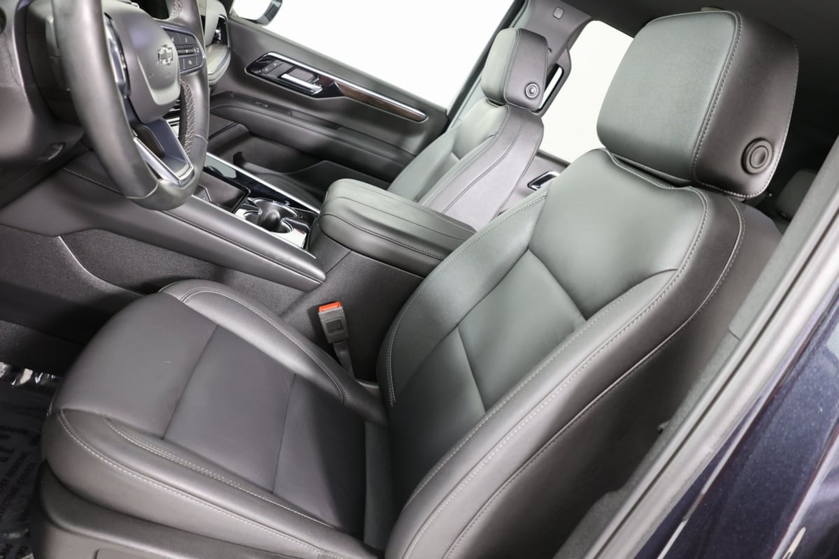 2025 Chevrolet Tahoe Z71 photo 6