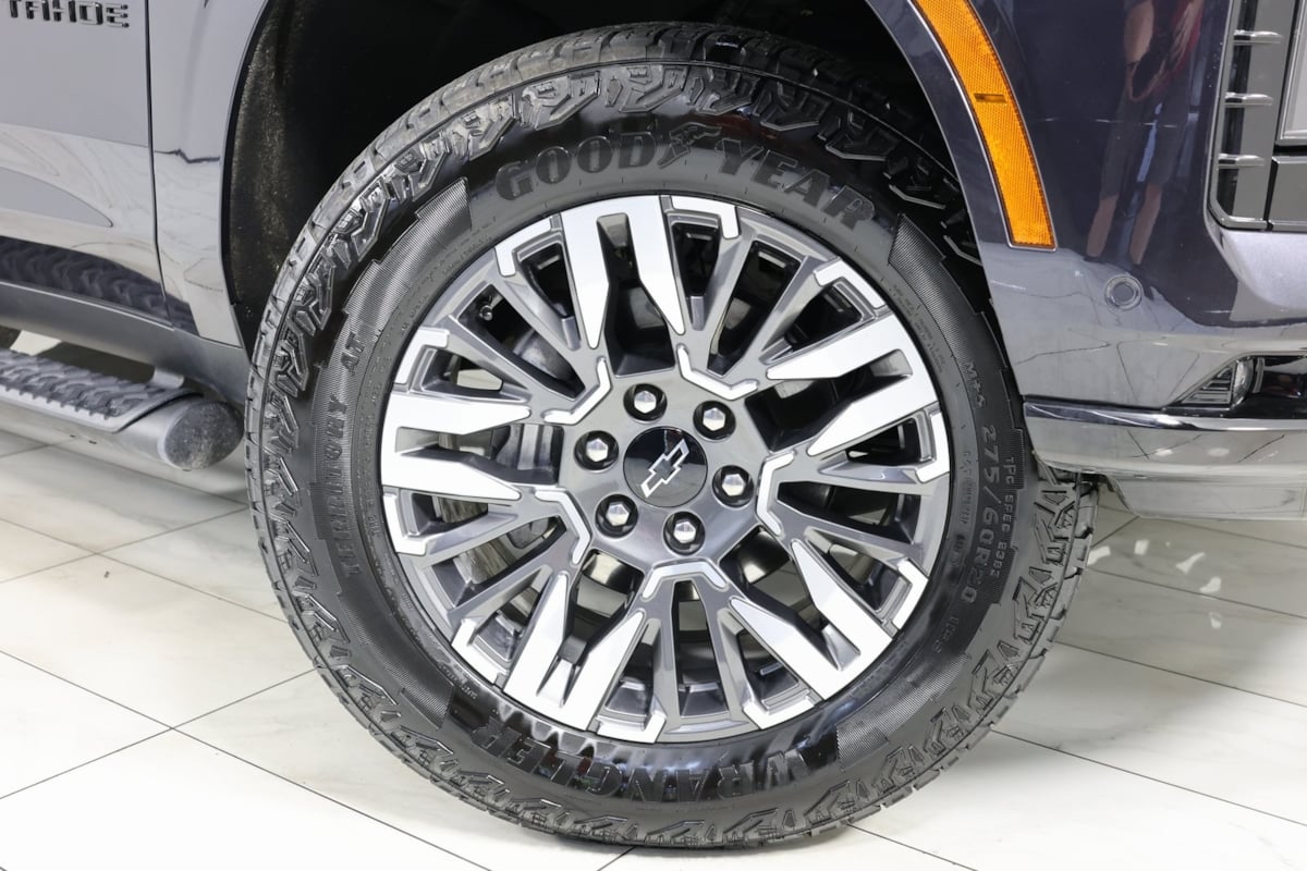 2025 Chevrolet Tahoe Z71 photo 9