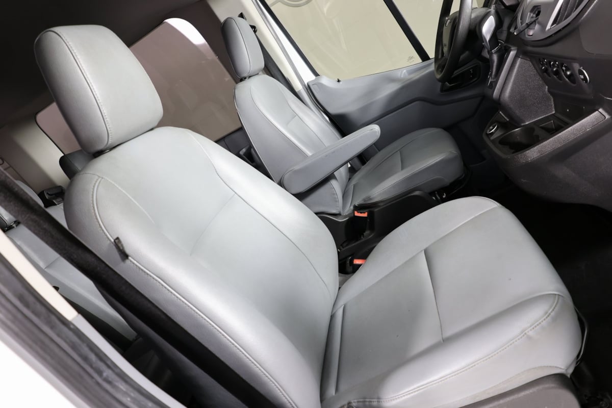 2018 Ford Transit Passenger XL photo 10