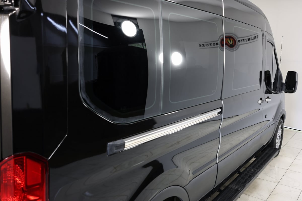 2018 Ford Transit Passenger XL photo 36