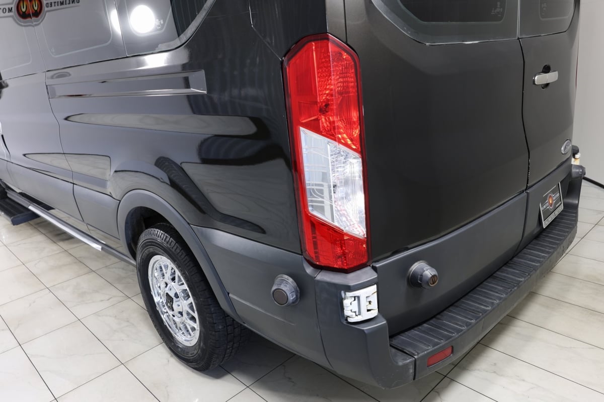 2018 Ford Transit Passenger XL photo 37