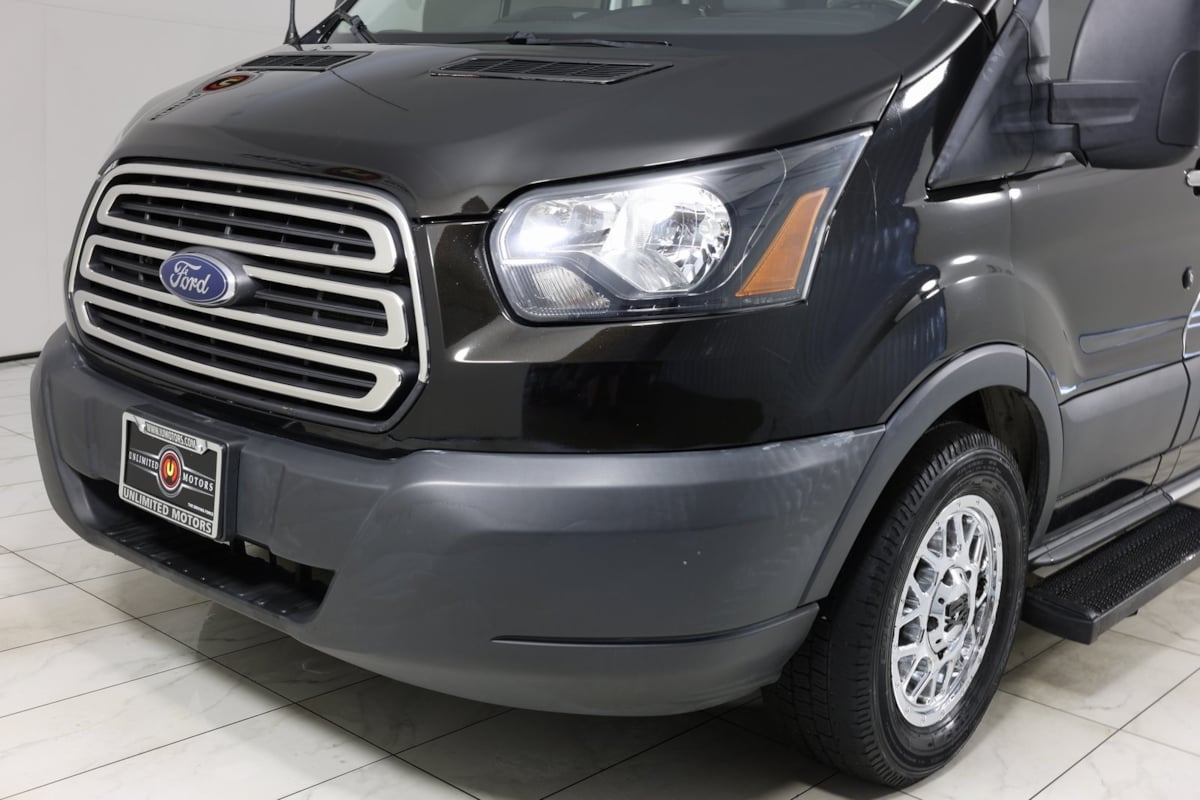 2018 Ford Transit Passenger XL photo 39