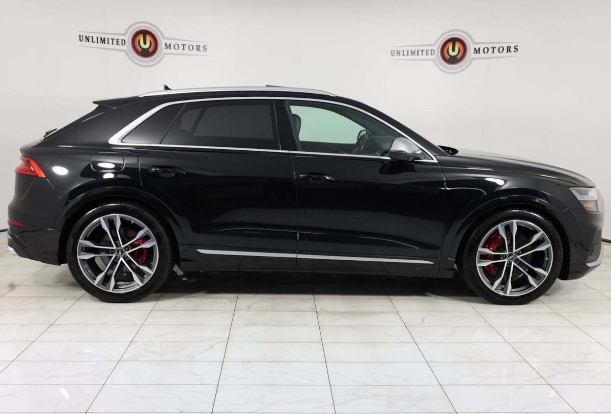 2022 Audi SQ8 Premium Plus photo 2