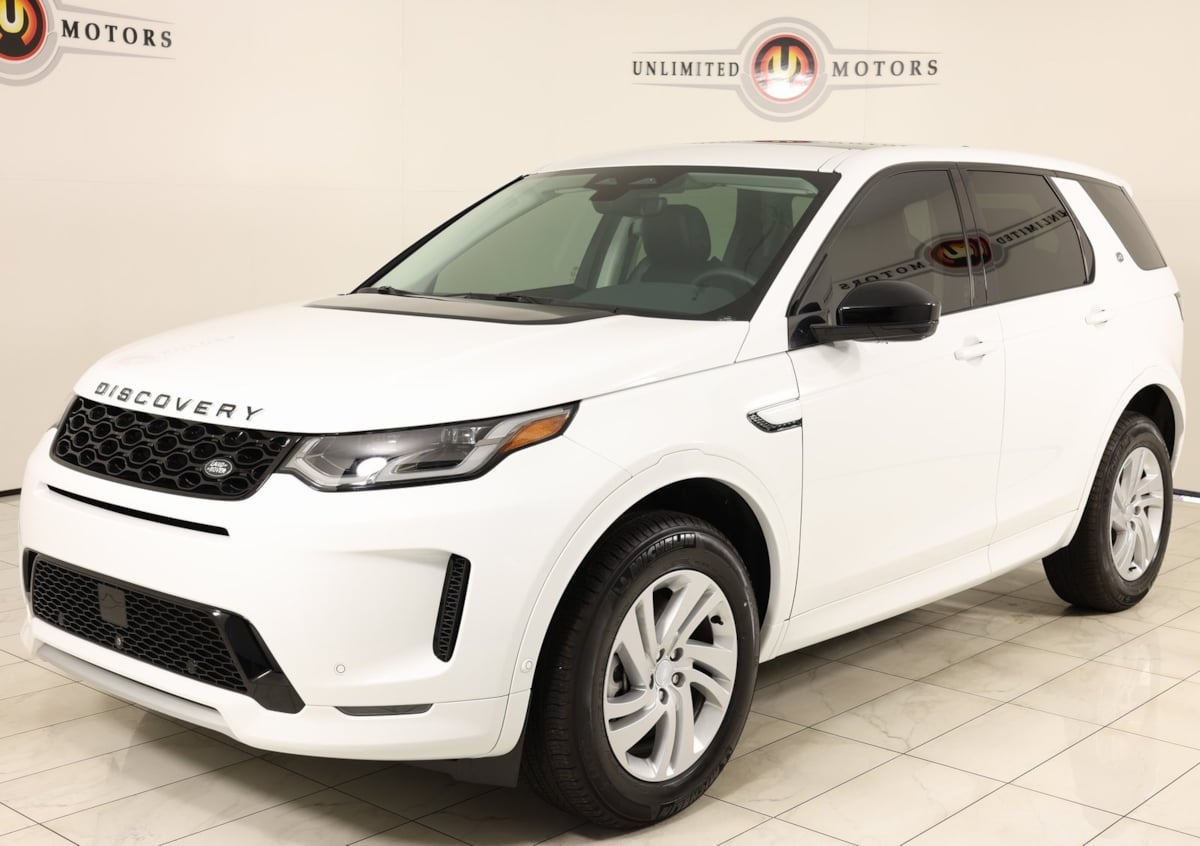 2024 Land Rover Discovery Sport S photo 4