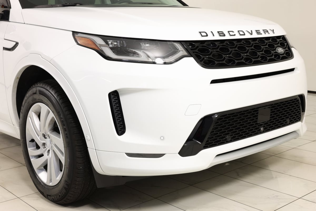 2024 Land Rover Discovery Sport S photo 32