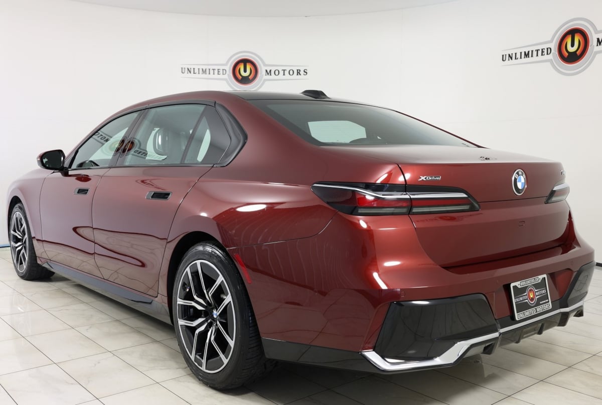 2024 Bmw 740i 740i xDrive photo 3