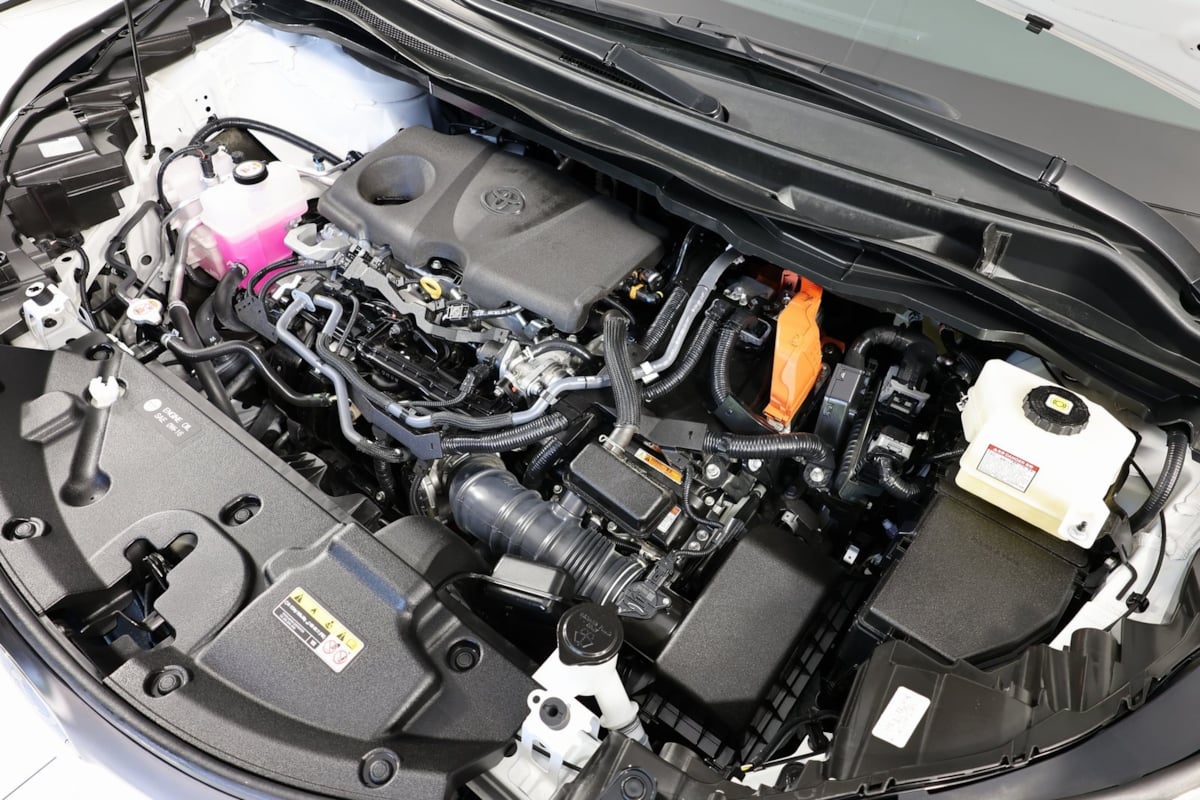 2023 Toyota Sienna XLE photo 30