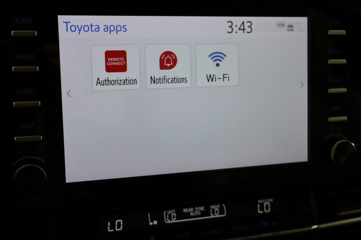 2023 Toyota Sienna XLE photo 51