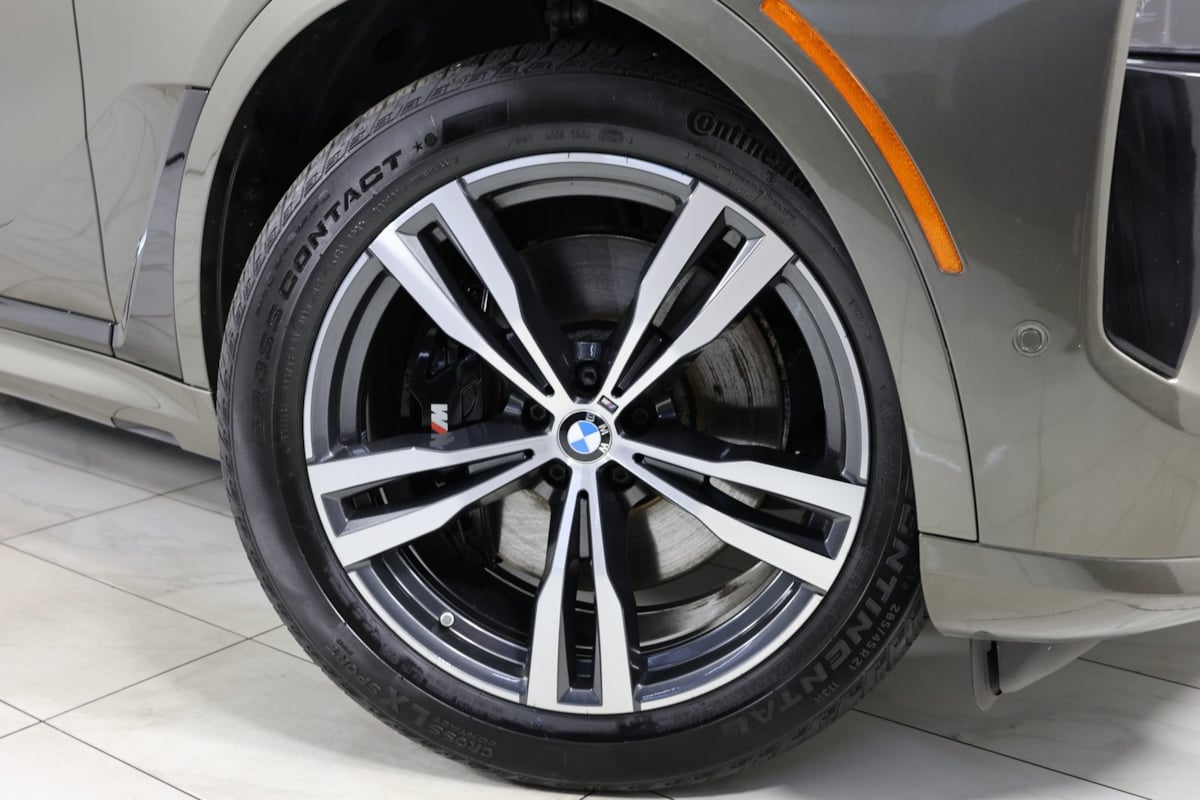 2023 Bmw X7 M60i photo 9