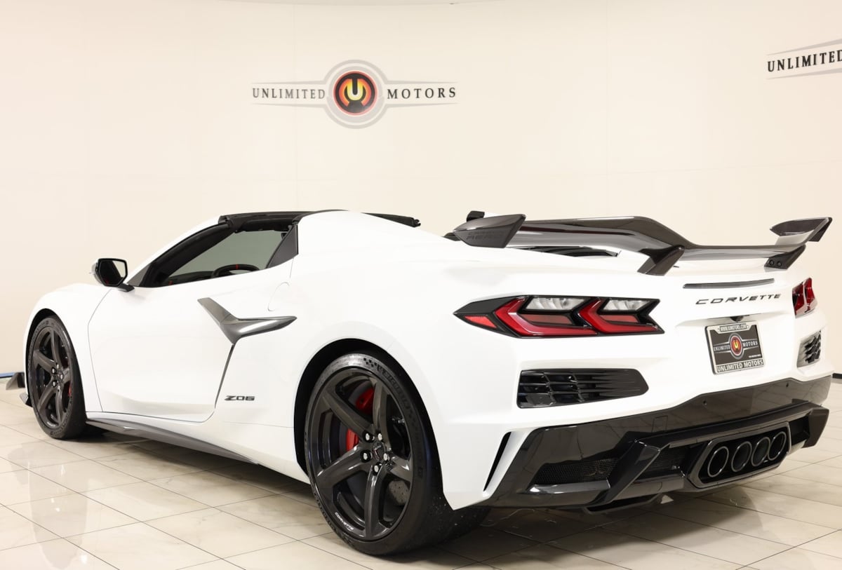 2023 Chevrolet Corvette Z06 3LZ photo 5